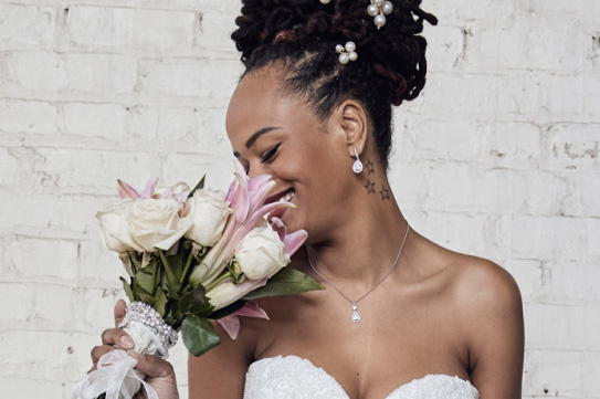 How to Wear Jewelry with Necklines | David's Bridal