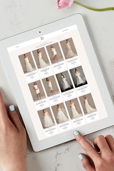 hands navigating a wedding quiz on an tablet